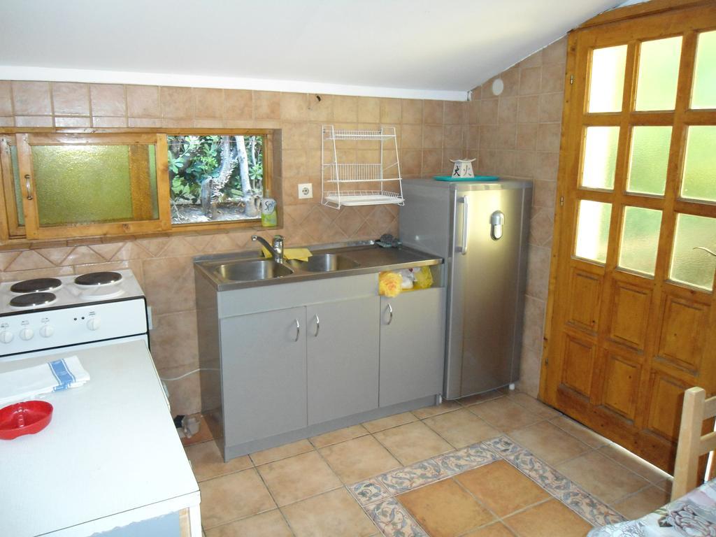 Guest House Vila Bak Budva Ngoại thất bức ảnh