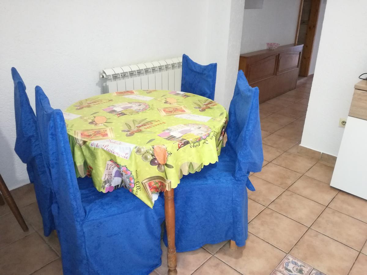 Guest House Vila Bak Budva Ngoại thất bức ảnh